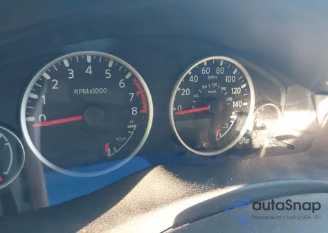 2010 Nissan Pathfinder Se z USA, uszkodzony, nr VIN 5N1AR1NN2AC614919